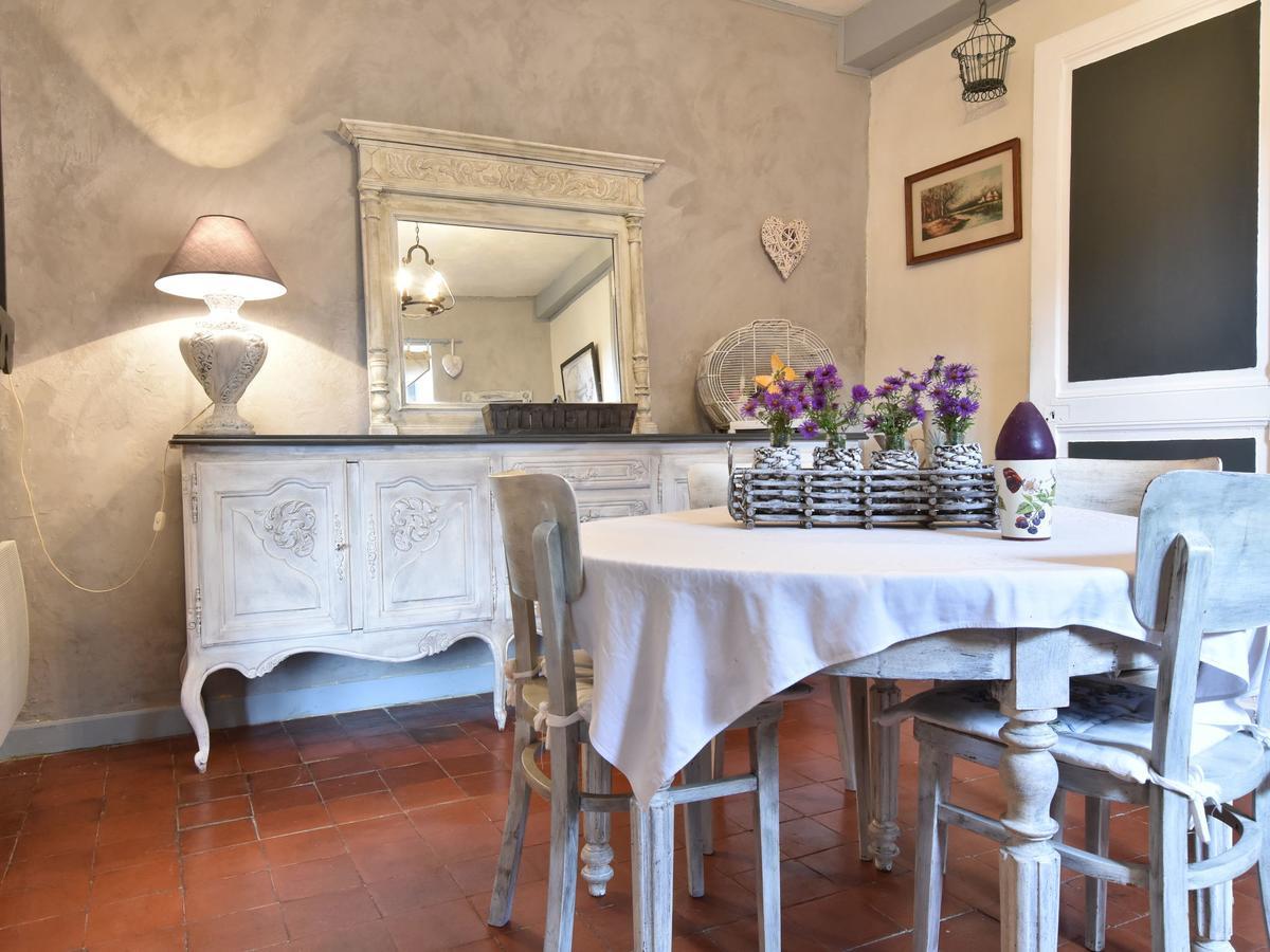 Charming Holiday Home Mézy-Moulins エクステリア 写真